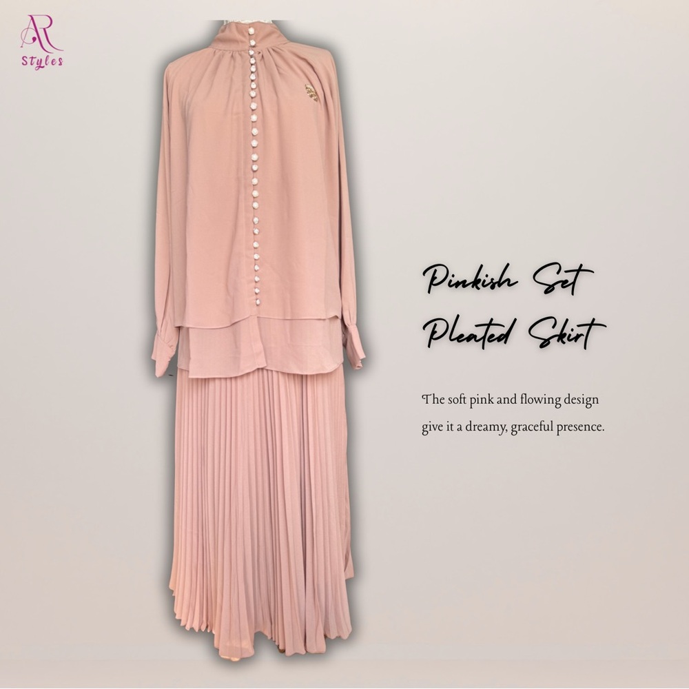 NWT Pinkish Set Pleated Skirt